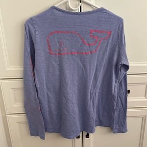 🦋Vineyard Vines Purple long sleeve shirt 👚
